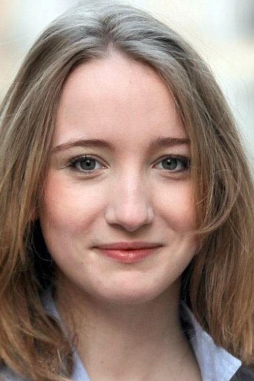 Garance Le Guillermic as Cendrine