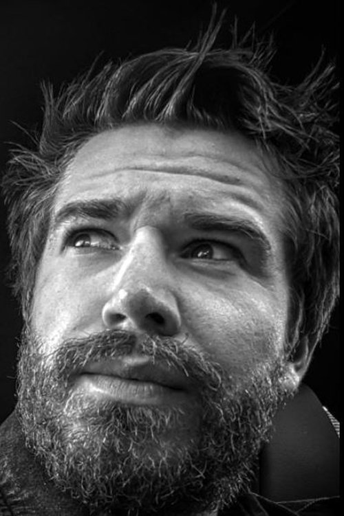 Quinten Stoffin as Billy