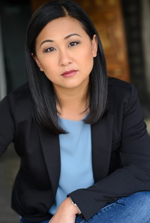 Tracy Wiu as Special Agent Ling