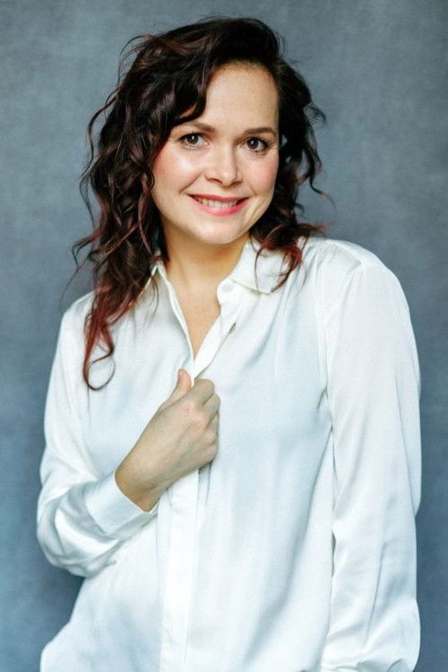 Elizaveta Kovaleva as Алла