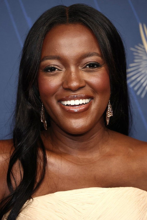 Krys Marshall as Nicole Robinson