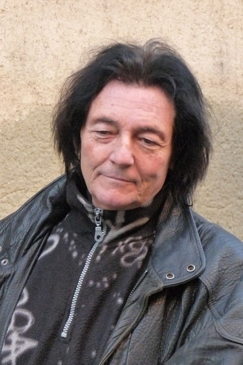 Vitay András as Zeusz
