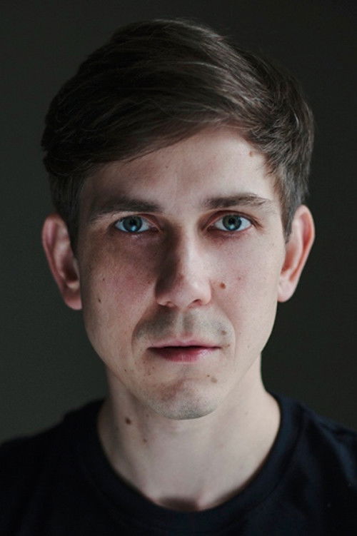 Dmitriy Kubasov as Blind musician