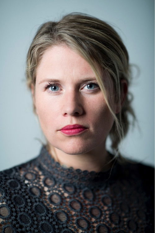 Fem Petraeus as Receptionist