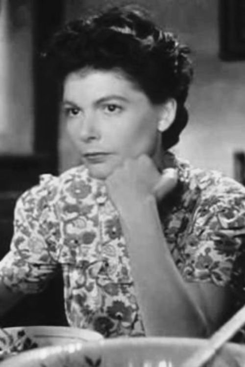 Elisabeth Hardy as Sophie Ivolvine