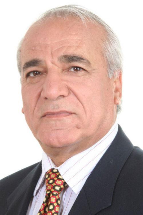 Münir Kutluğ as Birol