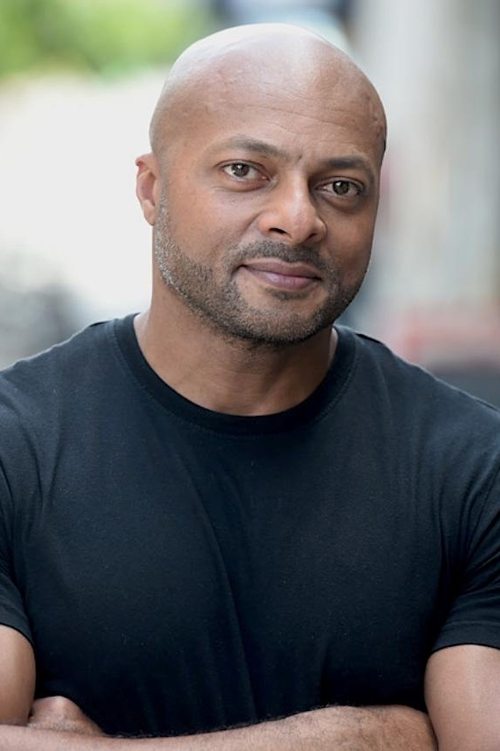 Jose Guns Alves as Joe