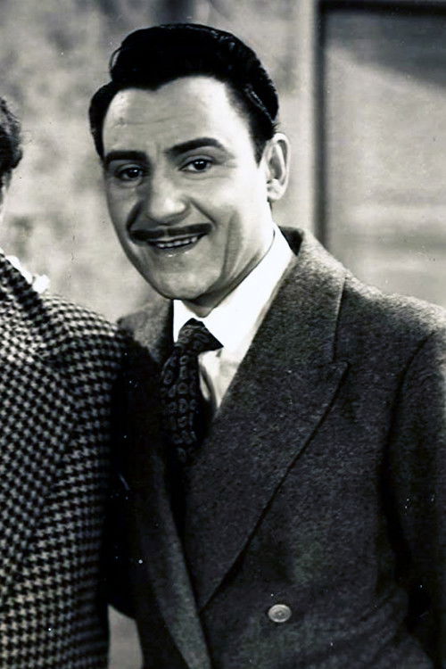 Francisco Charmiello as Dino Grassi