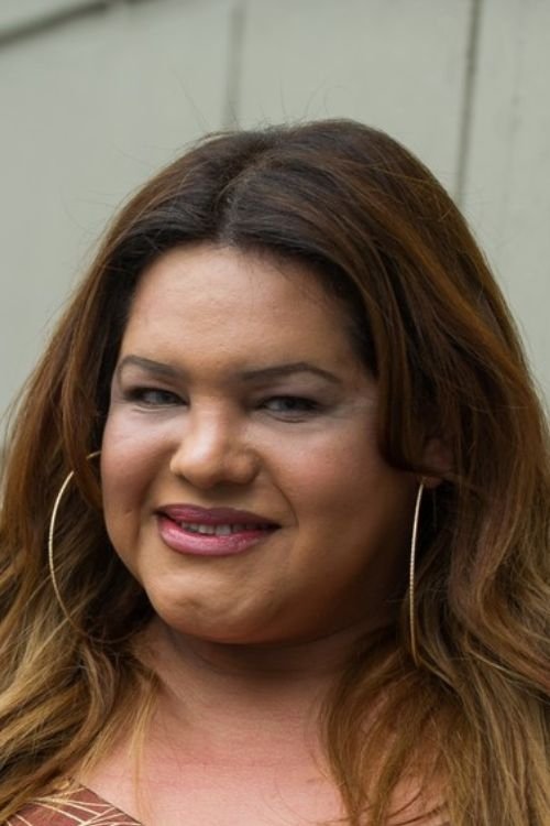 Romina Escobar as Mariela Muñoz