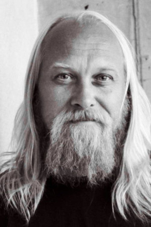 Åsmund Brede Eike as Oddvar Kullerud