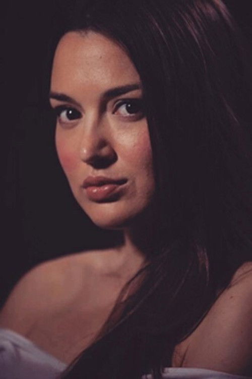 Lucrezia Frenquellucci as Theresa