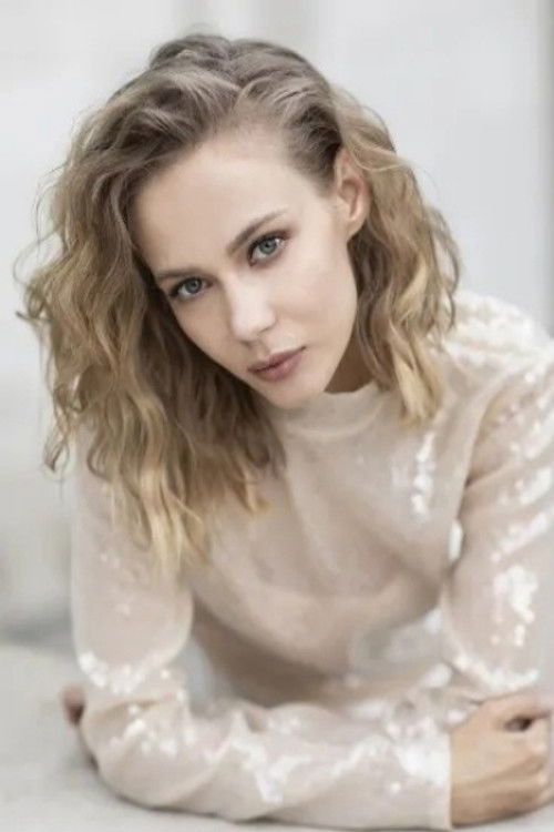 Tatyana Babenkova as Polina Lebedeva