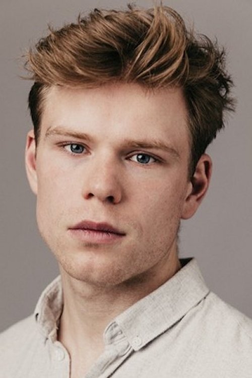 Jonathan Bergholdt Jørgensen as Reece