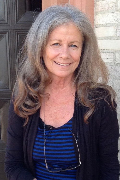 Belinda Balaski as Betsy