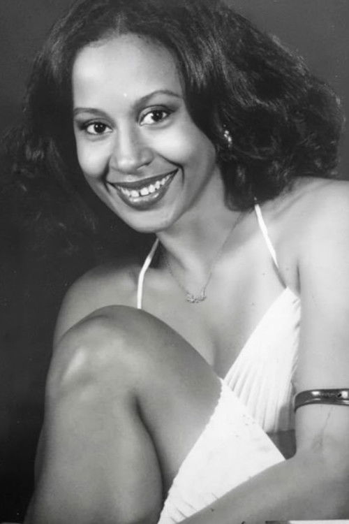 Edyr de Castro as Irene