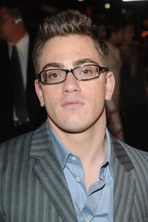 Eric Gores as Aaron Roman