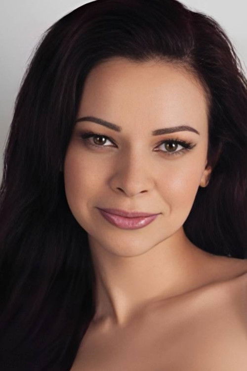 Emily MacLeod as Seductress #3 (uncredited)