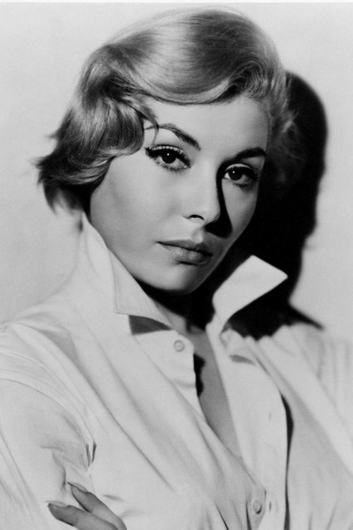 Rossana Rory as Lizbeth Brooks