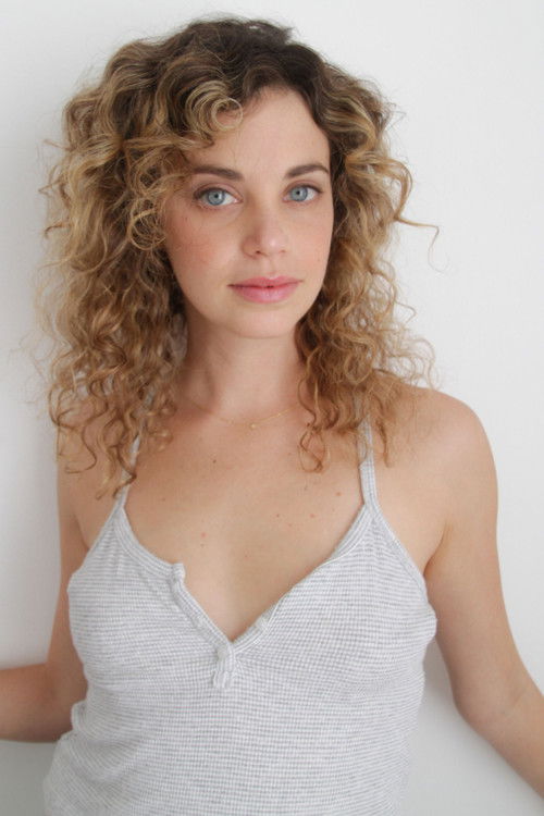 Shira Weitz as Nicole