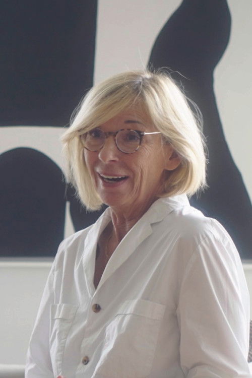 Carole Casta as Marie-Anne (grand-mère)