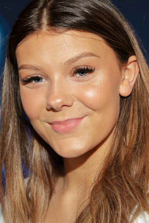 Dao Molander di Ponziano as Nora / Unga Nicole