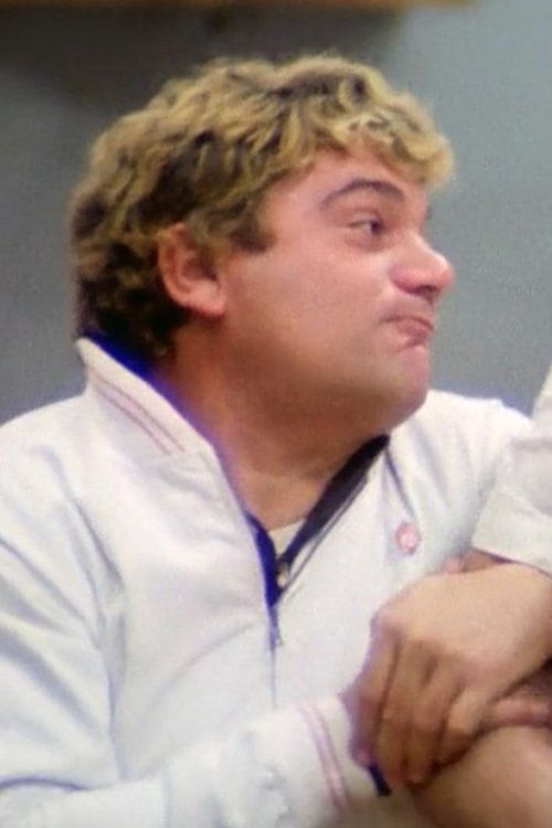 Clemente Ukmar as Henchman