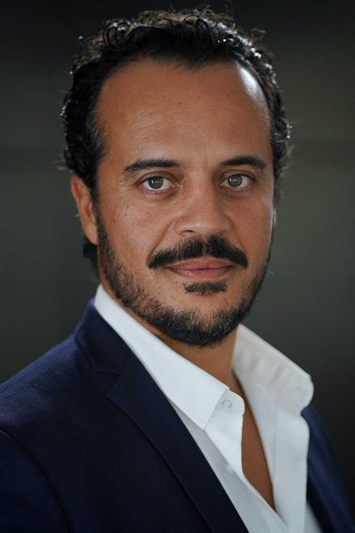 Salim Kissari as Eric Campelo