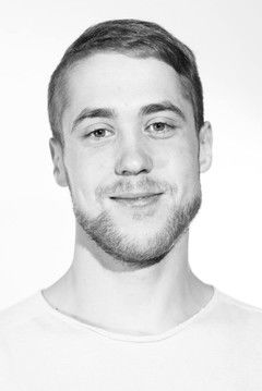 Markus Truup as Waiter