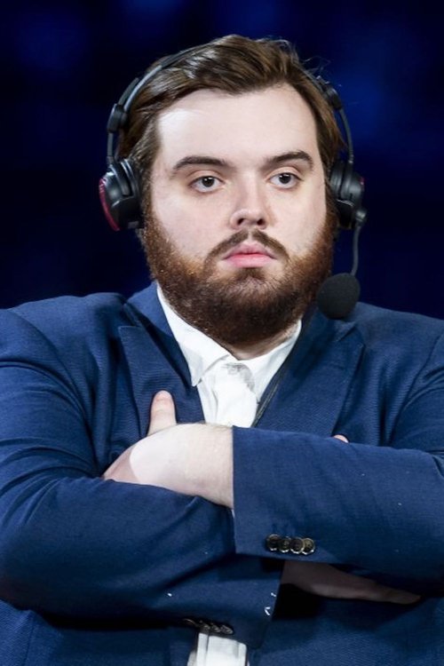 Ibai Llanos as Youtuber