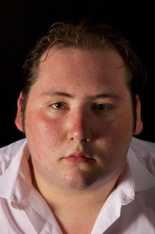 Liam Fleming as Raymond