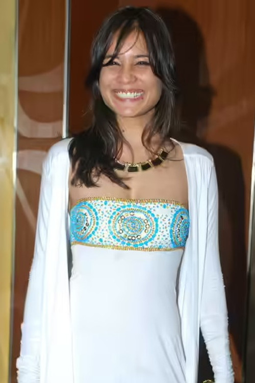 Aditi Vasudev as Payal Duggal