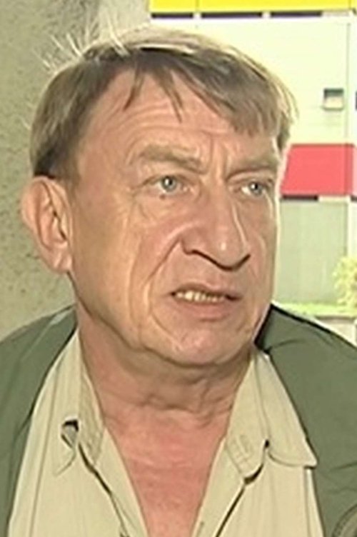 Ryszard Mróz as 