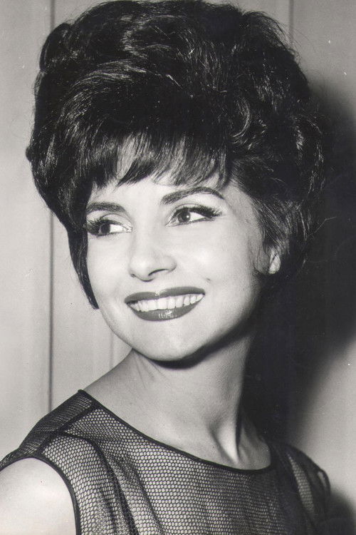 Noelia Noel as María Eugenia (Patrona)