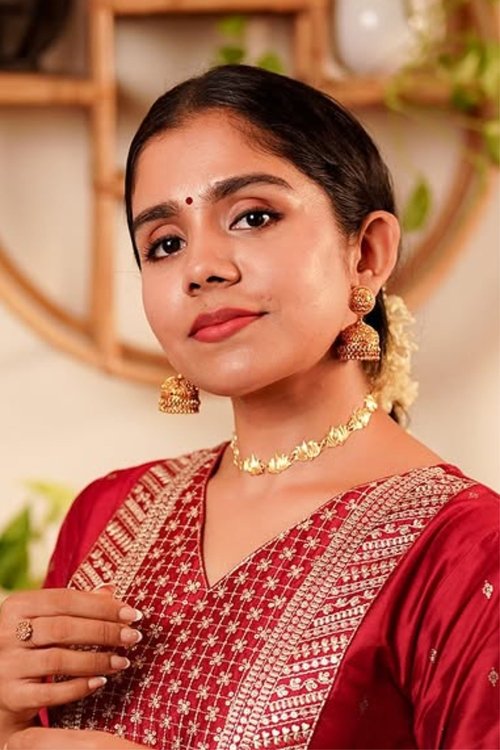 Jisma Jiji as Suma