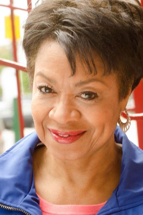 Cynthia Clarey as Serena