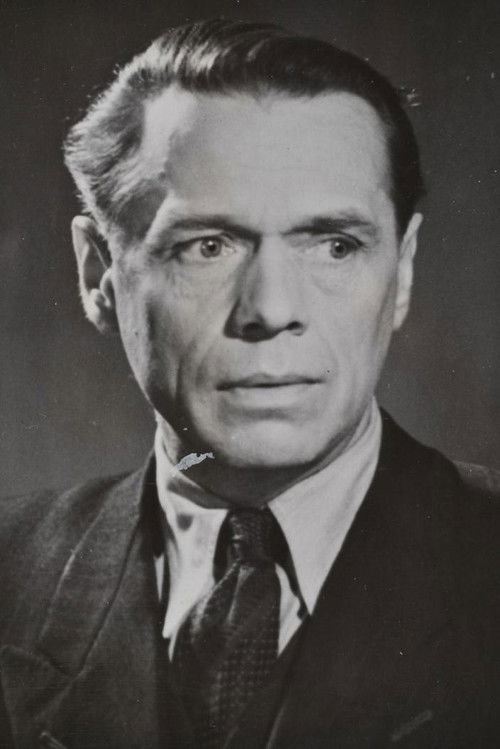 Elmar Kivilo as Uncle