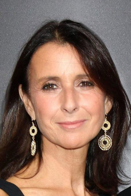 Emma Jacobs as Susan Moore