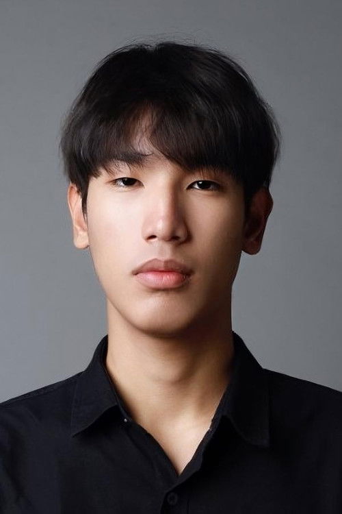 Gar Titikorn Pornsuwan as Tham