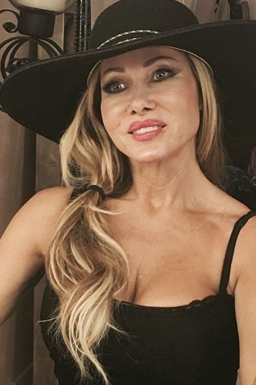 Stephanie Lynn Styles as Jasmine