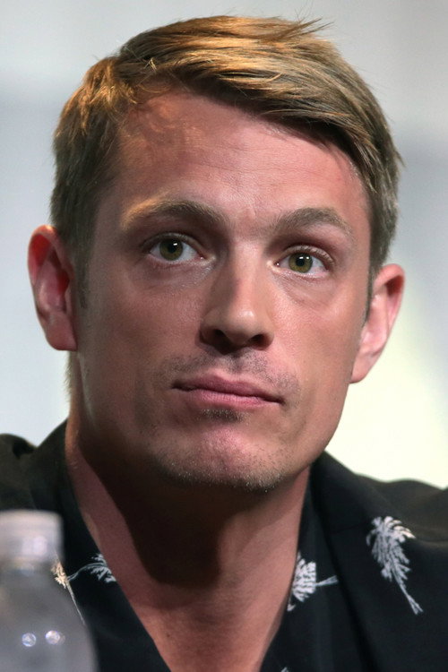 Joel Kinnaman as Mike Conlon
