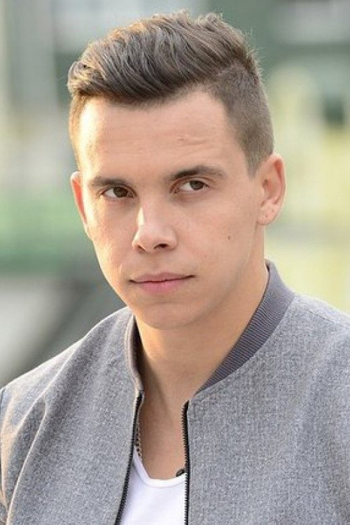 Artyom Pindyura as Artyom