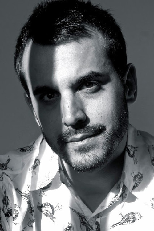 Átila Calache as Entregador