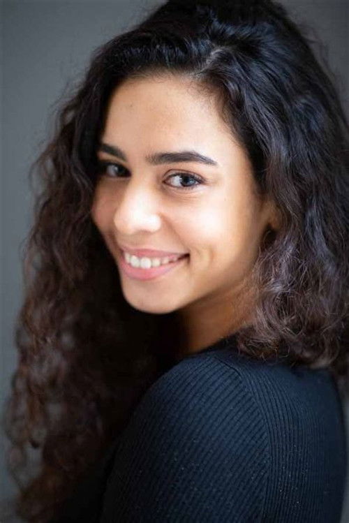 Hanane El Yousfi as Naima