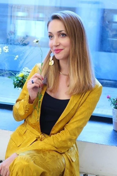 Nikolina Knežević as Katrine / Nurse