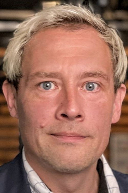 Nikolaj Sonne as Sig selv