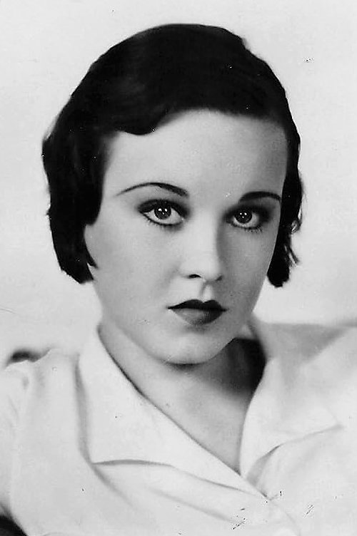 Barbara Weeks as Nell Davis