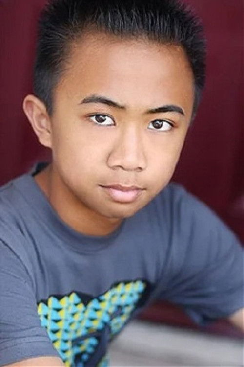 Jordan Gavero as Skateboarder