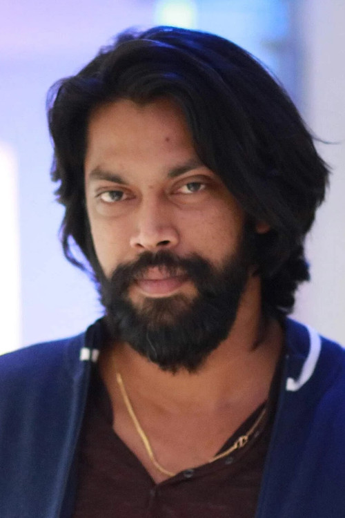 Inder Kumar as Ilangovan