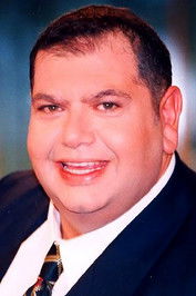 Christos Efthimiou as Λάμπρου