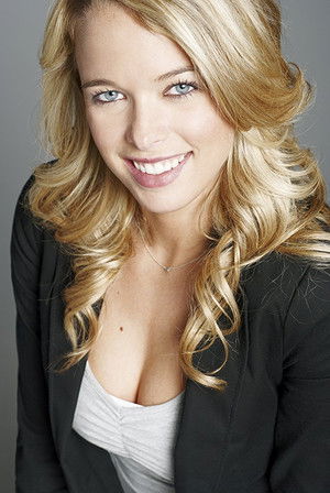 Cindel Chartrand as Jenna